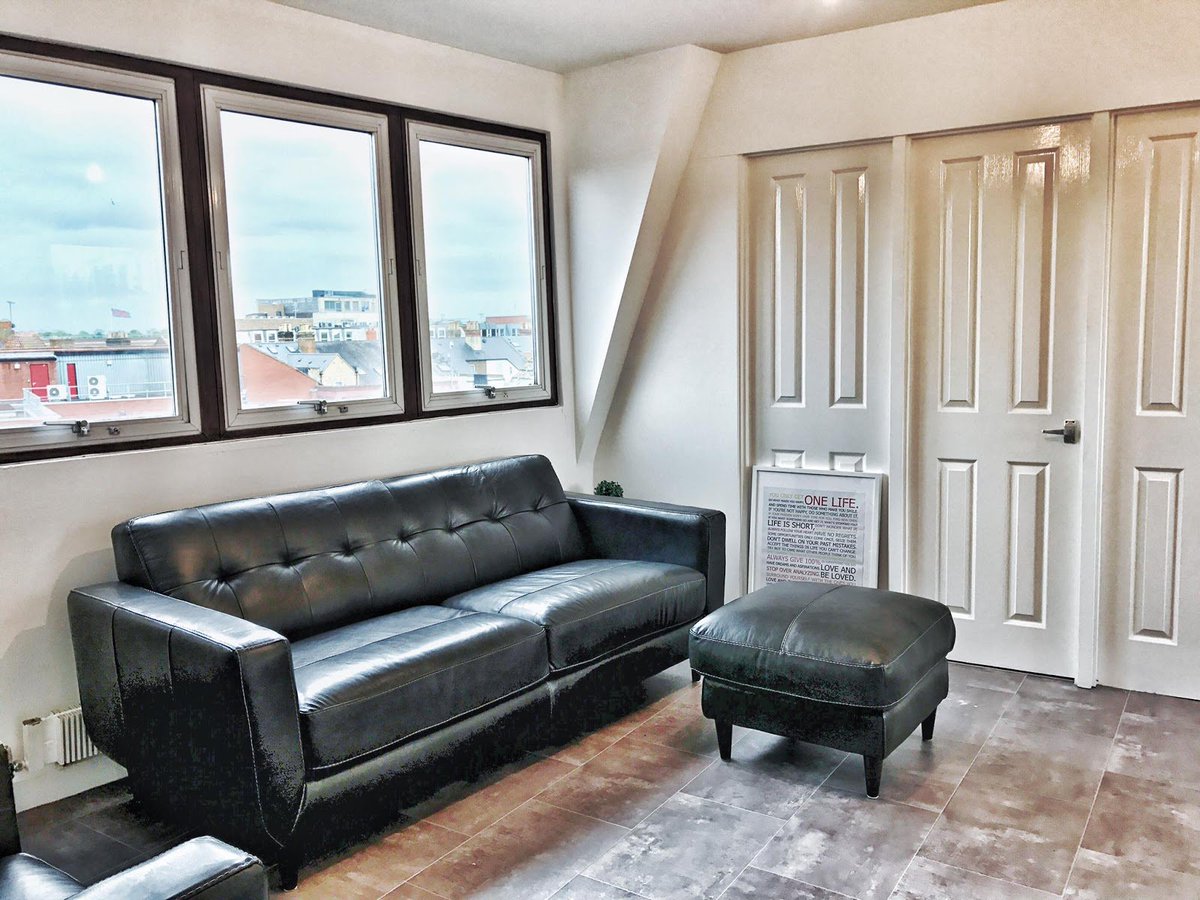 NearDesk tweet media