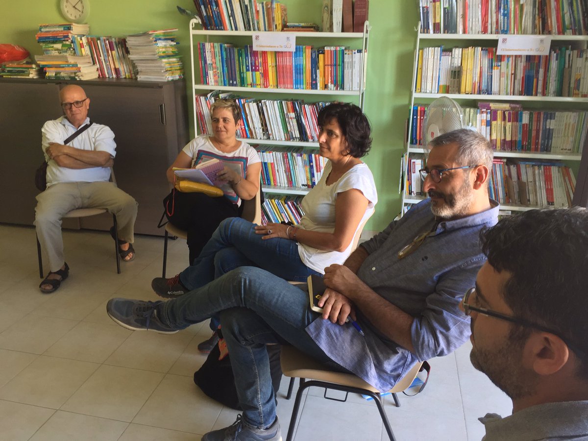 caritassr's tweet photo. Incontro con l'Equipe di #Sovvenire per la realizzazione di uno dei nuovi spot @Chiediloaloro @CaritasItaliana https://t.co/lJV8C0ekfE