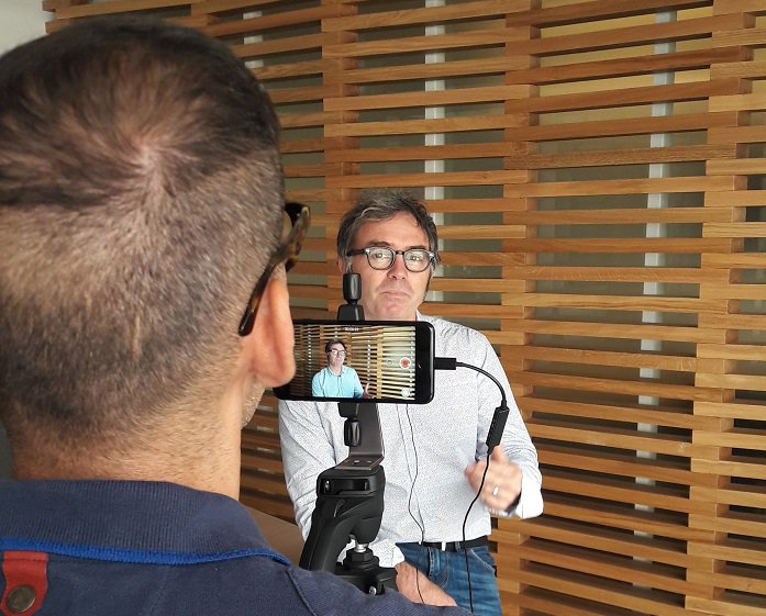 PerformanseFR's tweet photo. 📽️Journée tournage pour nos #Perfexperts ! Bravo à tous ! Merci à @PRussoLive et @b_tiphaine 📽️ https://t.co/IjWtX1vBcM