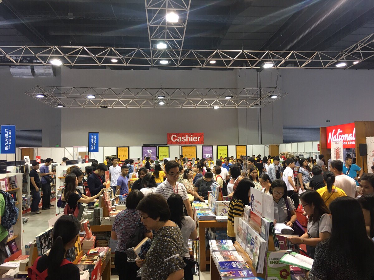 SSGOnIine's tweet photo. Today's Update: SSG Officers went to the Manila International Book Fair to explore and hunt for their favorite books 📚 https://t.co/UaJ10Fn1Zx