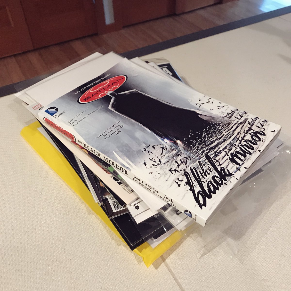 howtoreadcomics's tweet photo. Research... aka all the comics I just found under my bed. 🤓#comicbooks #nerdlife #batman https://t.co/mSx4e65YQy