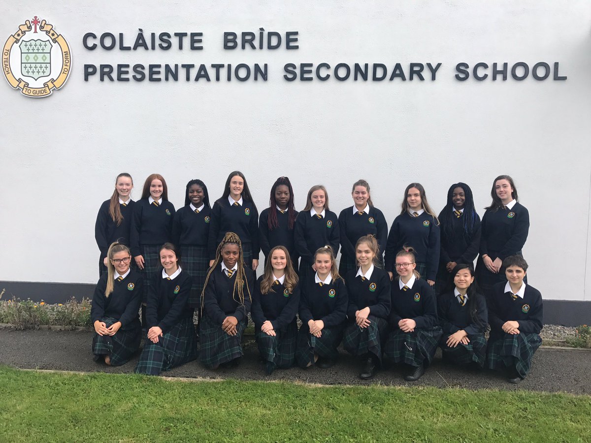 Colaistebride's tweet photo. Congratulations to these high achieving students in #JC2017 Keep up the excellent work ladies! #proud #hardworkpaysoff https://t.co/VdD0b6lRJ0
