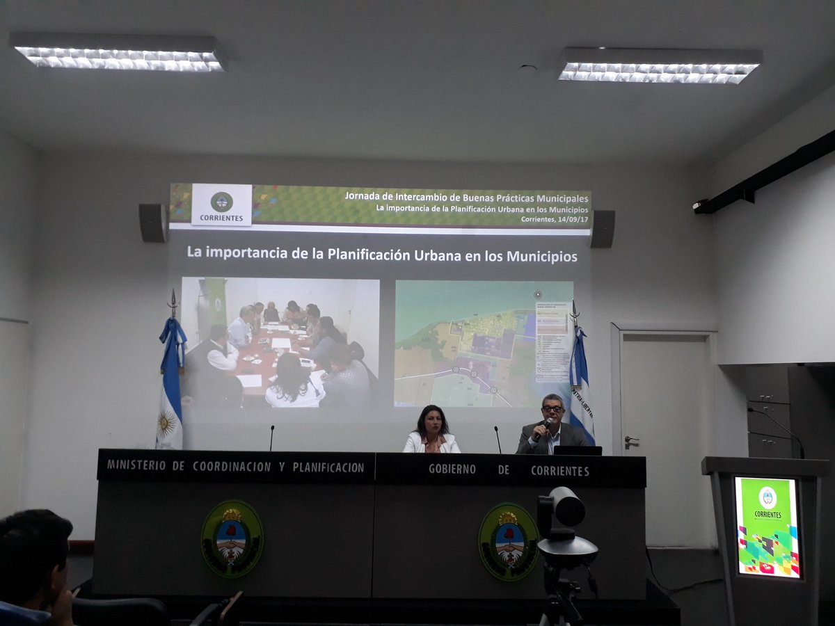 mcypCorrientes's tweet photo. La importancia de la Planificación Urbana en los Municipios a cargo de Silvia Batista y @radicante https://t.co/MLjelfDlkd