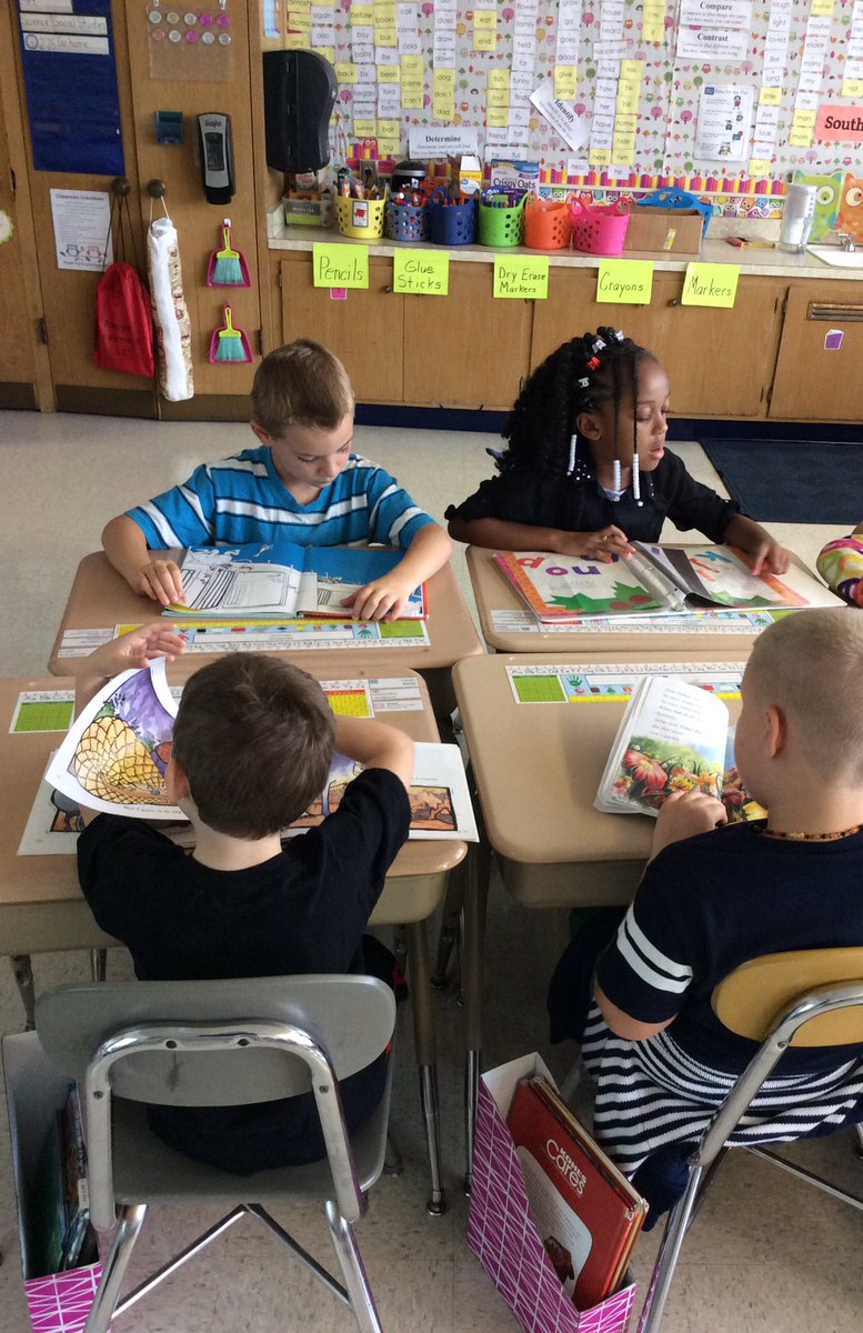 MrsVWells1's tweet photo. Building our reading stamina in first grade. We've worked up to 9 minutes of sustained reading! #GoGrewenow https://t.co/wSYFSvHg0i