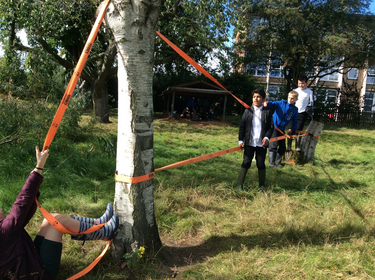 LyndonGreenJnr's tweet image. Problem solving - slacklining with 6K(a) Very proud of the group conquering their fears #darwindelights