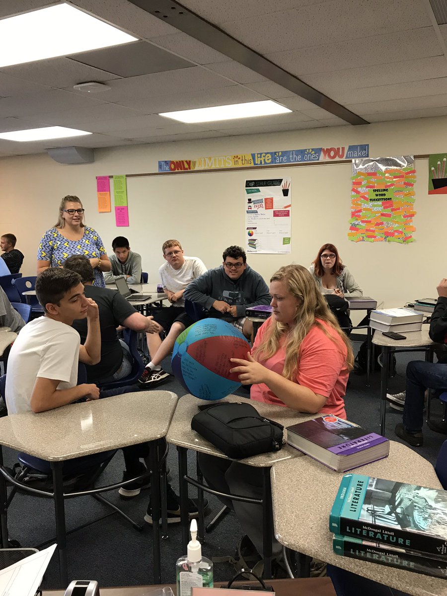 If you haven't met my student teacher, Ms. Fossett yet you need to! She planned an awesome lesson for our seniors today! <a href="/JCDHighSchool/">JCDHighSchool</a>