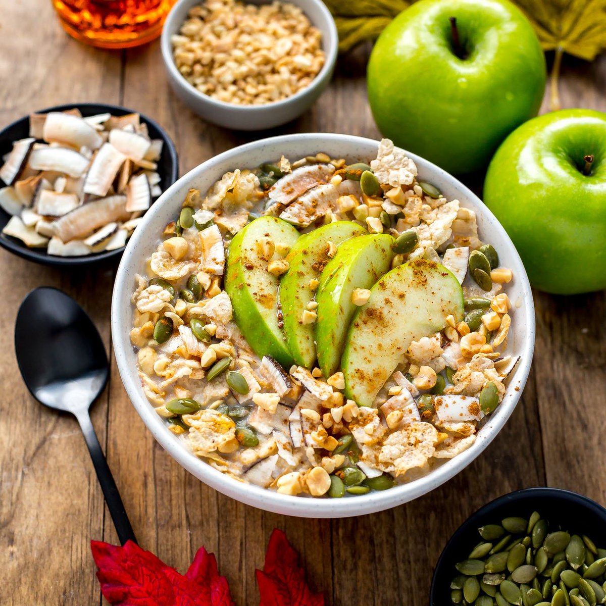 Fall in a bowl: apple, cinnamon, pumpkin seeds, peanut pieces, coconut chips &amp; maple syrup in my Kellogg's <a href="/SpecialK_CA/">Special K Canada</a> cereal! #OwnIt #Ad