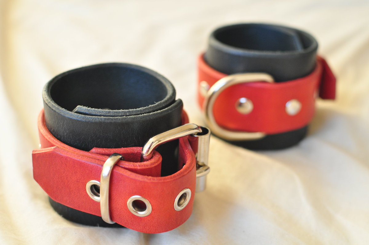 MockingbirdLthr's tweet photo. GIVING AWAY one of these pairs (your choice) because I feel like it! RT before Sun 24th to get a chance to win :) https://t.co/nBcYWdOaE3