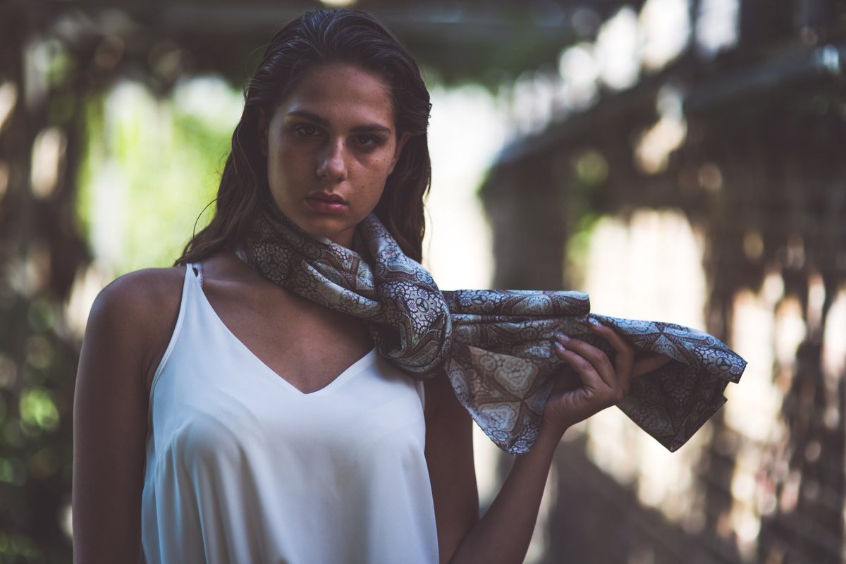 LaModesigns's tweet photo. Dress to impress with the Là Mo Designs #afroklectic brown scarf
Handmade luxurious scarves-> https://t.co/n9dwDTswEg
#DressToImpress #scarf https://t.co/VW4IOUblSr