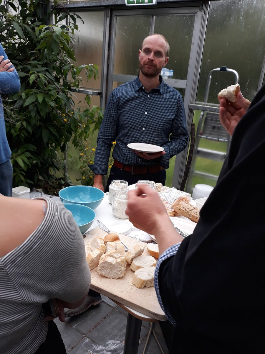 businessgit's tweet photo. algae spread and croquetas from @AgrofluxB @StartHub_WU https://t.co/UYdnXwCUB5