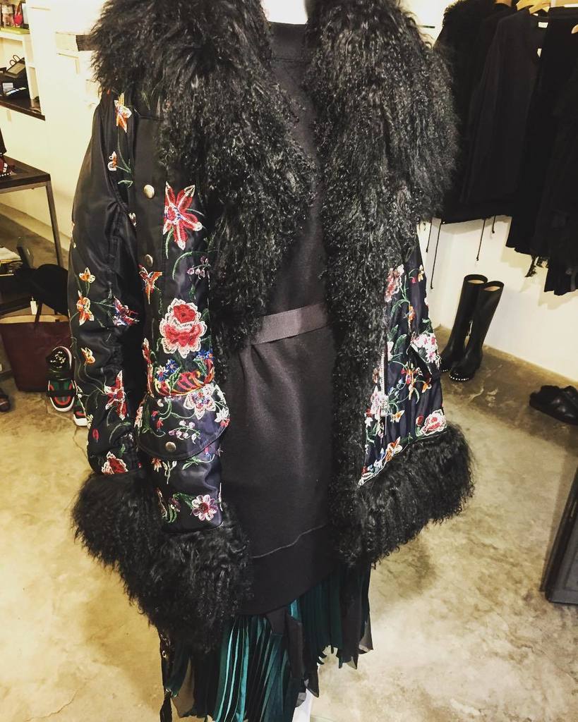 galleryfdm's tweet photo. #instanew #instafashion #instacool #instalike #instacollection #newcolletion #new #sacai #black #like4like #picoftheday #picture #galleryfdm https://t.co/1uhDGagNwv
