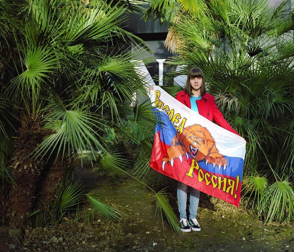 documentEAST's tweet image. Spectator Pass (2014) by the Russian photographer Julia Abzaltdinova documents the resort city of Sochi and Russia… ift.tt/2y8XM7X