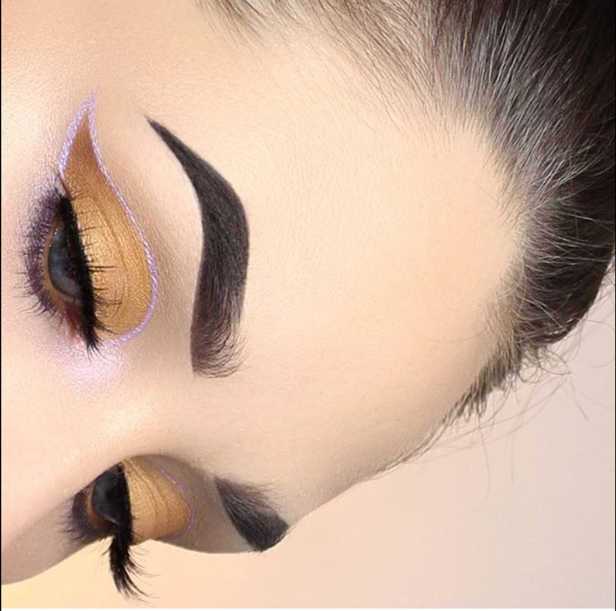 MeltCosmetics's tweet photo. @Fraasting used Rubbish, rust and baked eye liner.
#meltcosmetics #meltrubbish #meltrust #meltbaked https://t.co/GkAQ8PLqi6