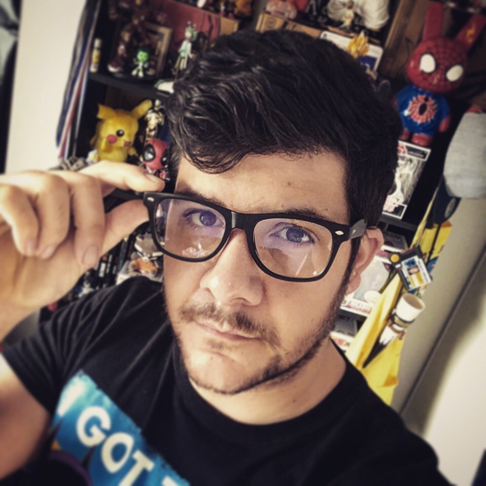 NathieuVanBowl's tweet photo. J'ai reçu mes lunettes anti lumière bleue ! Trop content 😁😁😁
Merci @luseeglasses #lusee https://t.co/ubF5cTqFHP