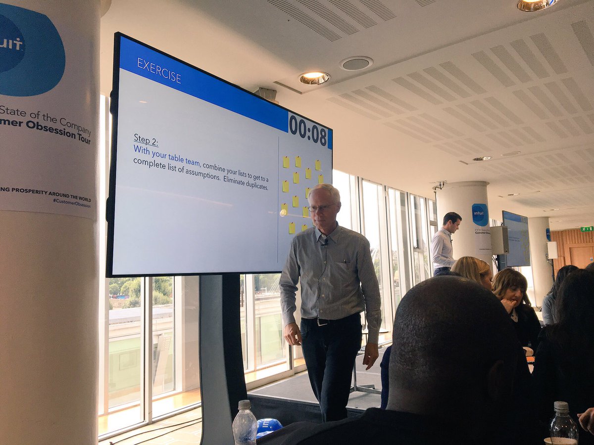 laurakenny1991's tweet image. #FeelingInspired..with our founder Scott Cook,VP @dominicallon &amp;amp;CEO @IntuitBrad in town #intuitlife #design4delight #customerobsession 📚🇬🇧👏🏼