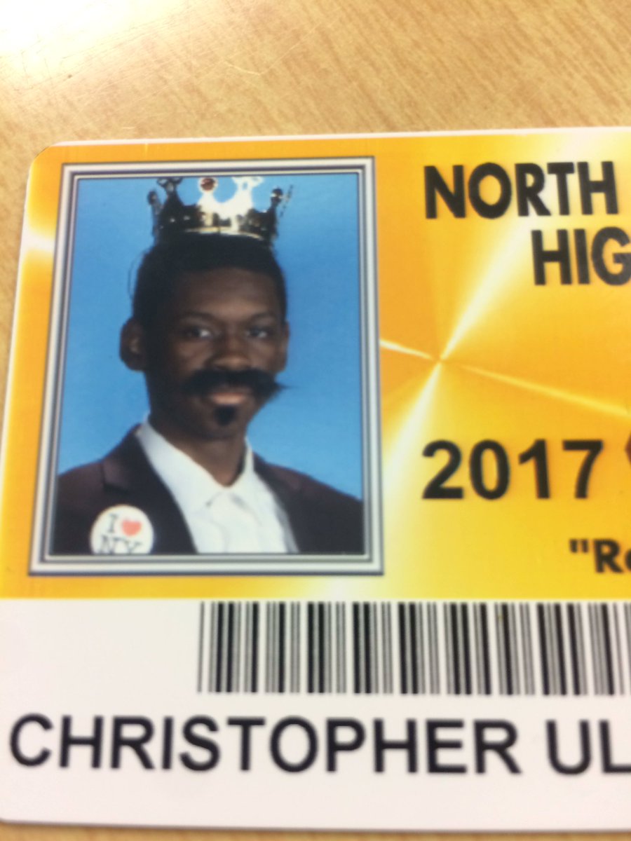 phillyrock_'s tweet photo. "When you think of trash, think of Akeem!" #NFID18 https://t.co/K9fXz57S1n