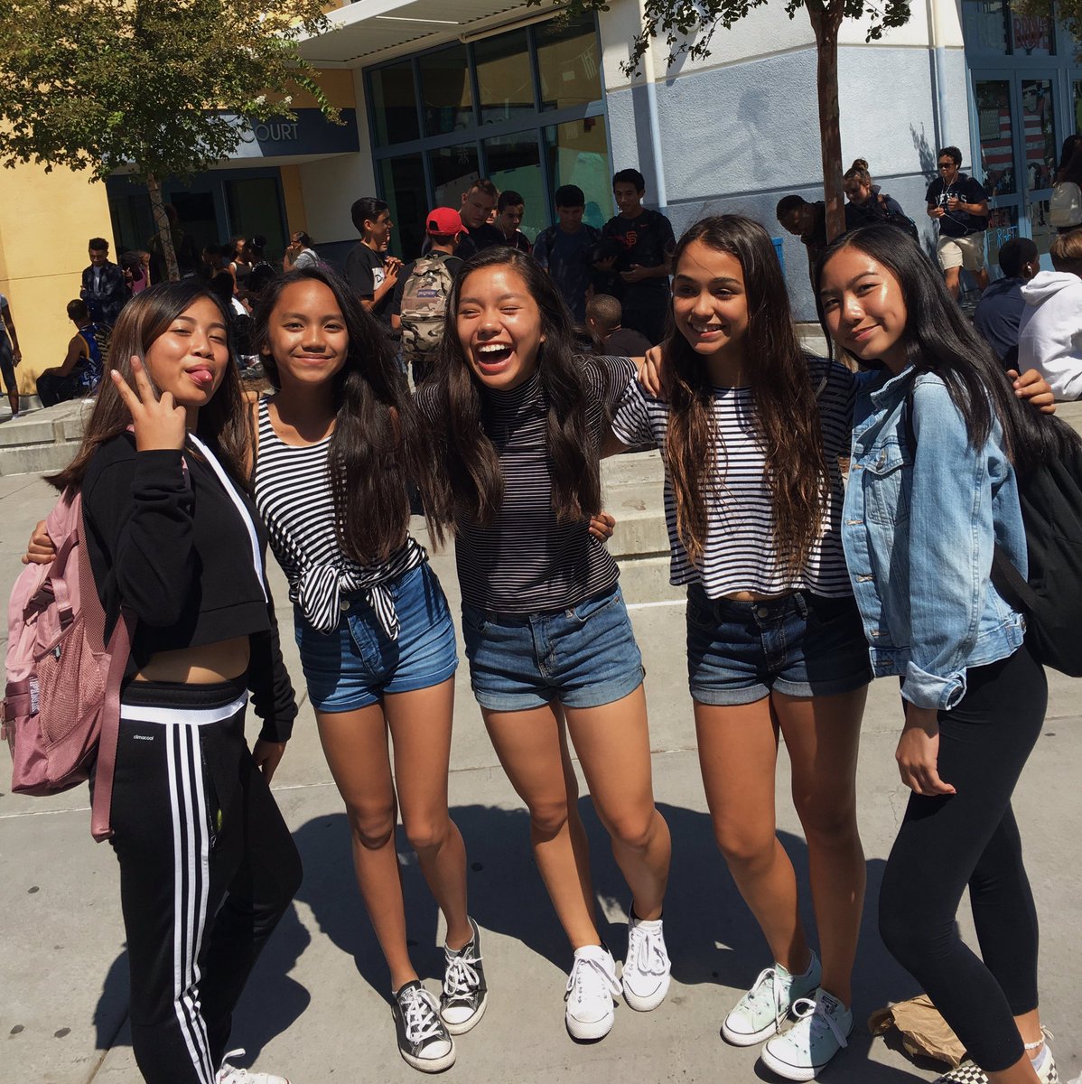 forgot to post from yesterdays spirit day oops but we color coordinated and called it twinning!1!1 #chillinwiththehomies