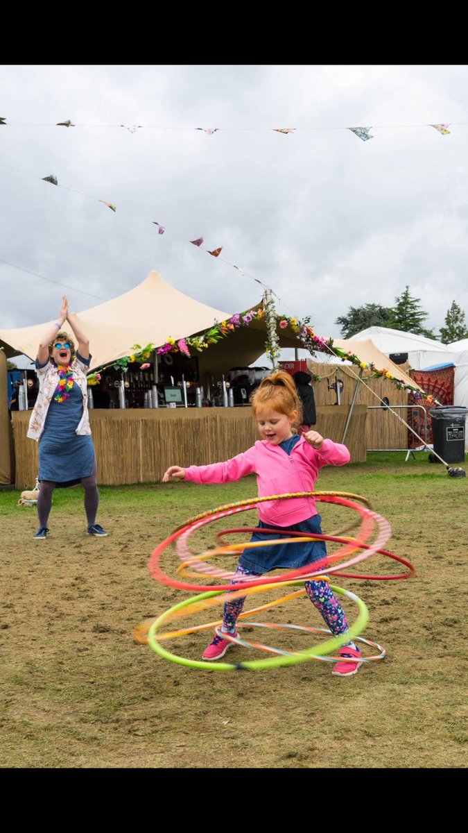 J9Norwich's tweet photo. @reloadfest #girlofthefestival #5yearsold #10hulahoops #theyranout #amazingpeople https://t.co/M1mCDPKSwU