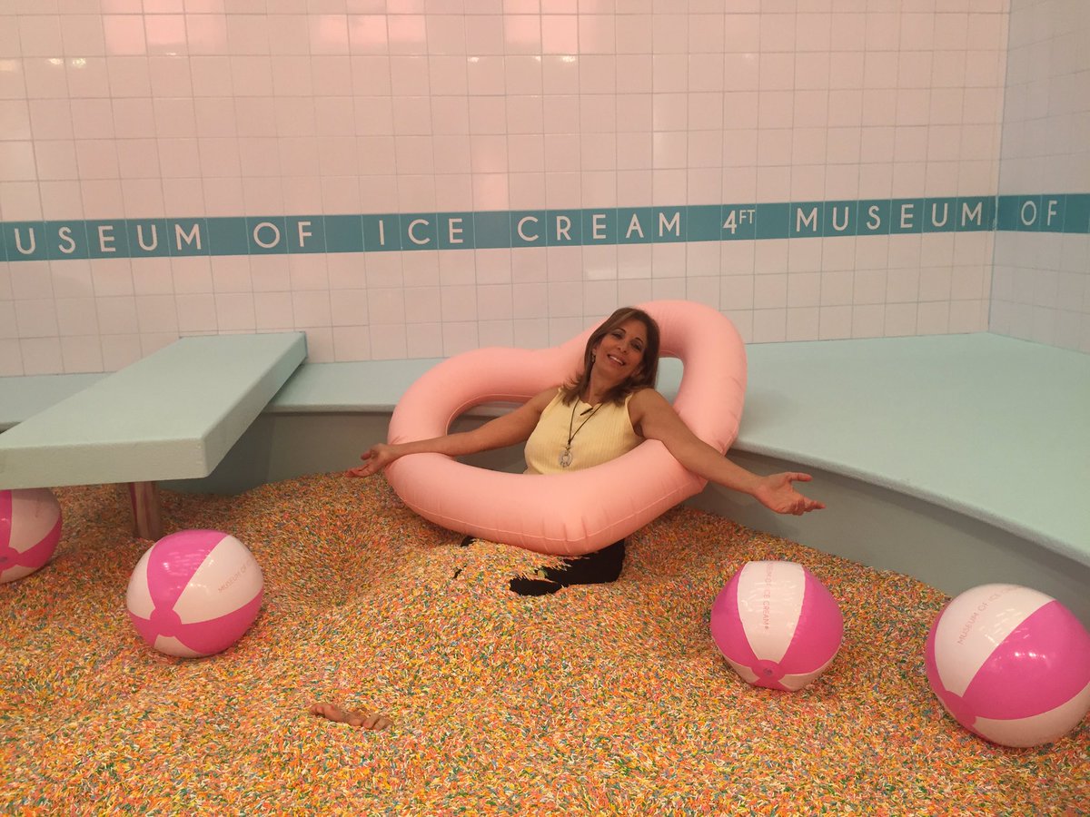 Bummed you don't have <a href="/MuseumIce/">Museum of Ice Cream</a> tickets? Then watch this tour with <a href="/LyanneMelendez/">Lyanne Melendez</a>: abc7ne.ws/2faykKq #museumoficecream