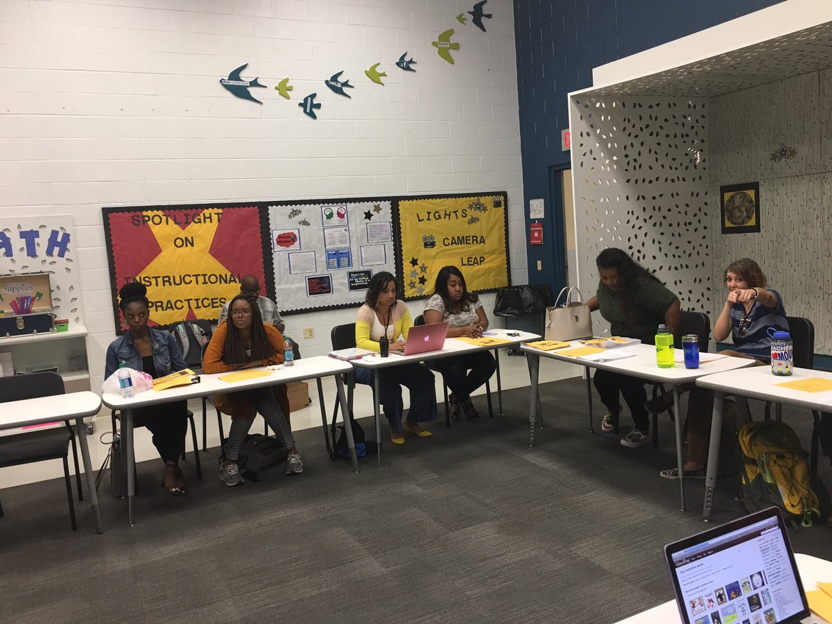 CoachMathDC's tweet image. Meet, greet and plan with our afterschool partners @kmmslions. Goal: Cultivate the whole child. #CommunityEngagement #AfterschoolProgramming