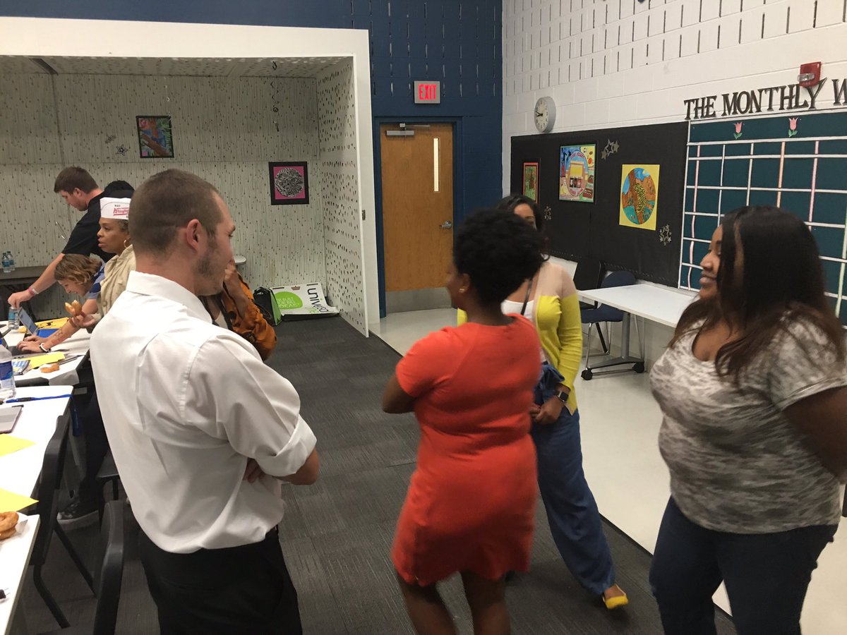 CoachMathDC's tweet image. Meet, greet and plan with our afterschool partners @kmmslions. Goal: Cultivate the whole child. #CommunityEngagement #AfterschoolProgramming