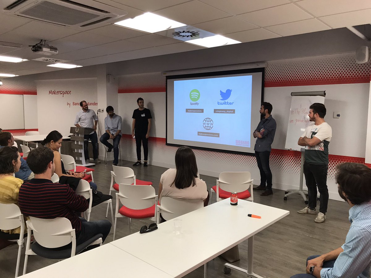 ringoharrison's tweet photo. Ya estamos otra vez con las Big Bang Sessions de mis amigos de @Guiradini, Chuchi y Jorge. Hoy #productdesign a cargo de @neolabels https://t.co/DGNZYgn25T