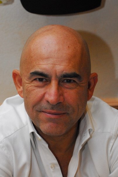 dante_brandi's tweet image. Knowhow in fashion is crucial. Let&apos;s make tailors superheroes like chefs! E.Mambelli mentoring young biz for #GrowthProgram @londonpartners