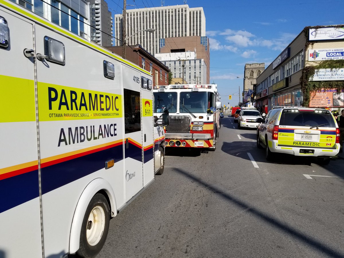.@OttawaPolice say Elgin St. is back open after a pedestrian was hit earlier today. #ottnews 1310news.com/2017/09/14/veh… https://t.co/7LVlFaSeaq