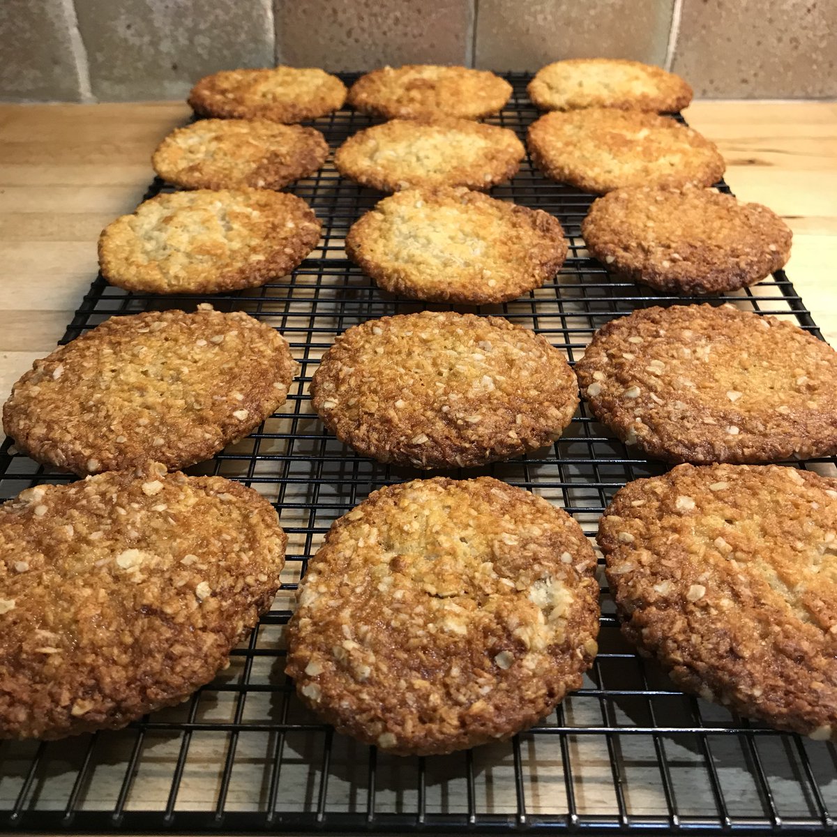 Cluckmuckcook's tweet photo. The lovely @toboldlybake is popping in for a cuppa . So knocked up some Anzac biscuits. Proud to be a #coconutter #gbbo https://t.co/n9kOYCHUn2