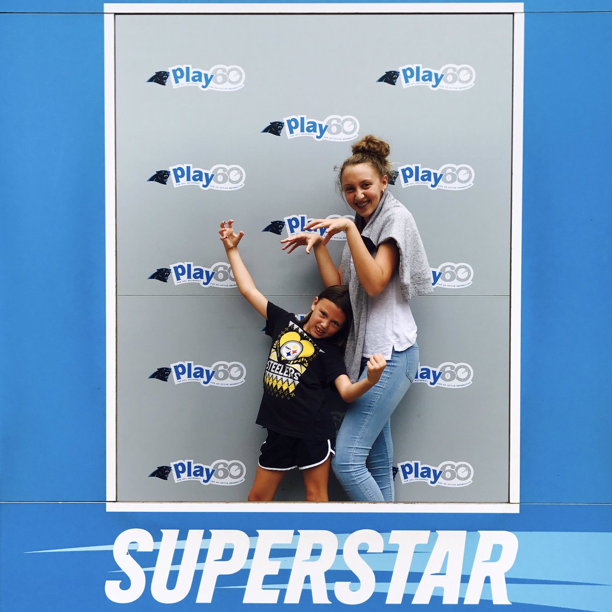 amyklovett's tweet photo. #PanthersPlay60 https://t.co/4NviRa4ypV