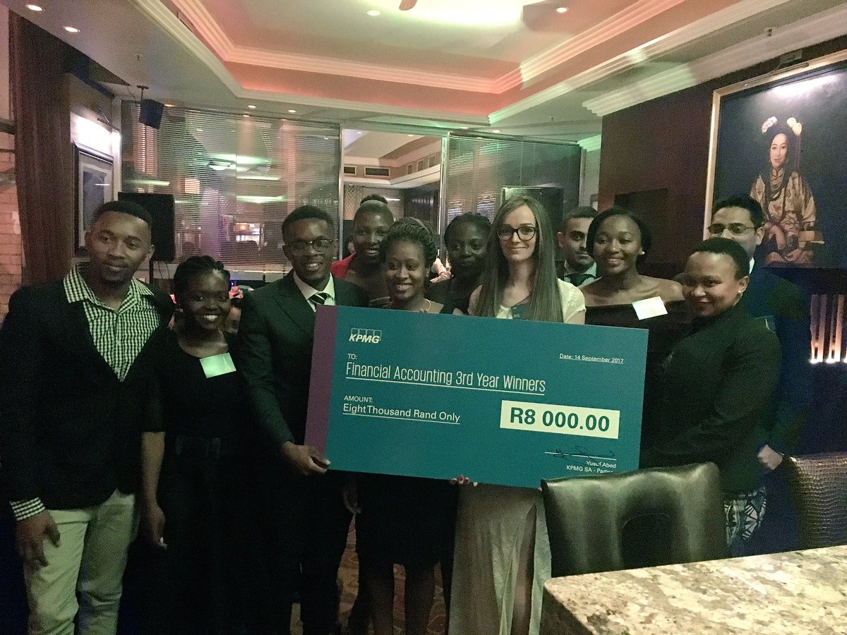 MeetKPMG's tweet photo. And these are the 3rd year #FinAcc winners. Congratulations! Cc @WitsUniversity https://t.co/DbYSC8nlis