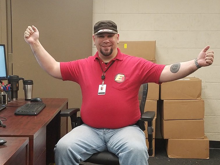 zahlertm's tweet photo. Having some fun during spirit week! #estesspirit, @GoTeamEstes, https://t.co/aIK1OYHjzr https://t.co/on8U20QiIG