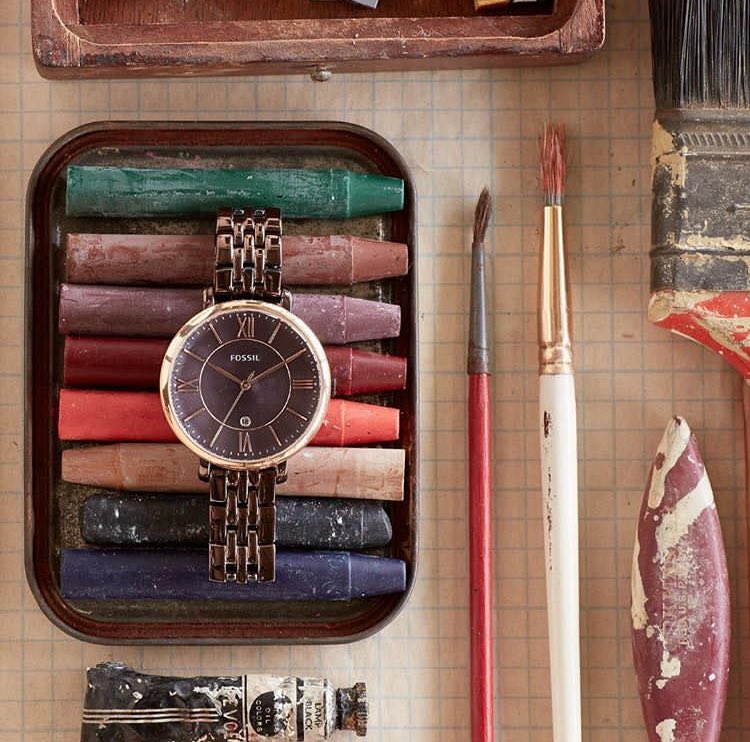 SurplusTrends's tweet photo. Fashion + function = #fossil https://t.co/2XPx83XGkt