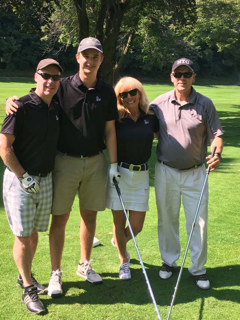Winning at the Bill Hamilton first annual memorial tournament. Cheers to Bill! <a href="/MuskokaBrewery/">MuskokaBrewery</a>