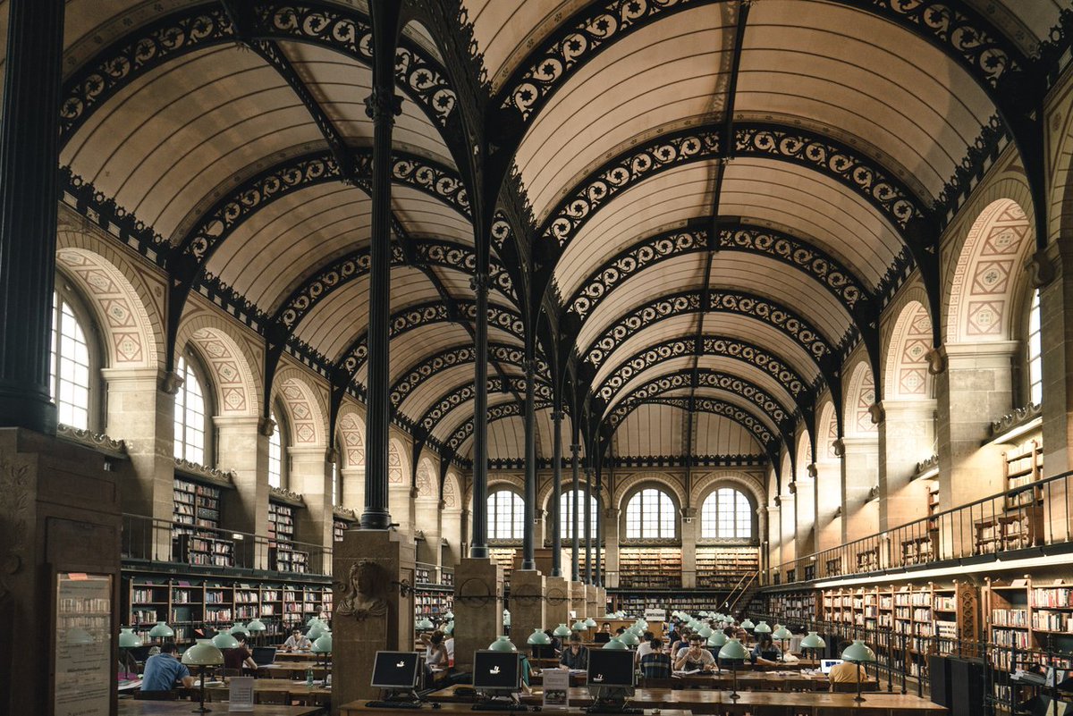equityconcepts's tweet photo. Check out MONEY's list of the best colleges for your money. https://t.co/zG1IyU52cS https://t.co/jkwvSMApaW