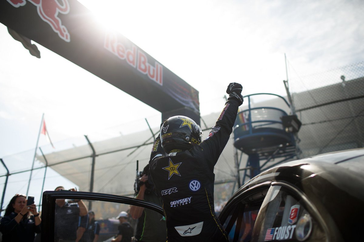 .<a href="/redbull/">Red Bull</a> @GRCseries #Seattle II:
1️⃣ <a href="/TannerFoust/">Tanner Foust</a>
2️⃣ <a href="/scottspeed/">Scott Speed</a>
3️⃣ <a href="/patriksandell/">Patrik Sandell</a>