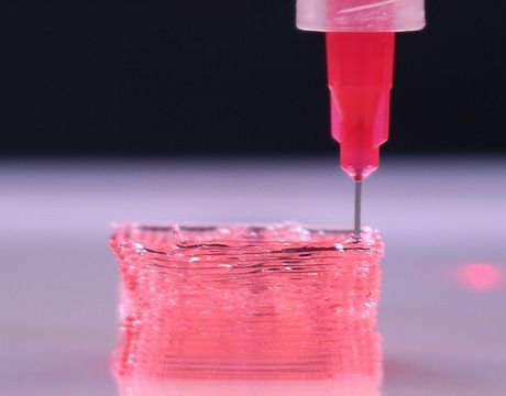 ASMEdotorg's tweet photo. One day this robot could print an entire human heart https://t.co/yEdMHEcNzq #3Dprinting #bioengineering https://t.co/r2m1NiJ5nk