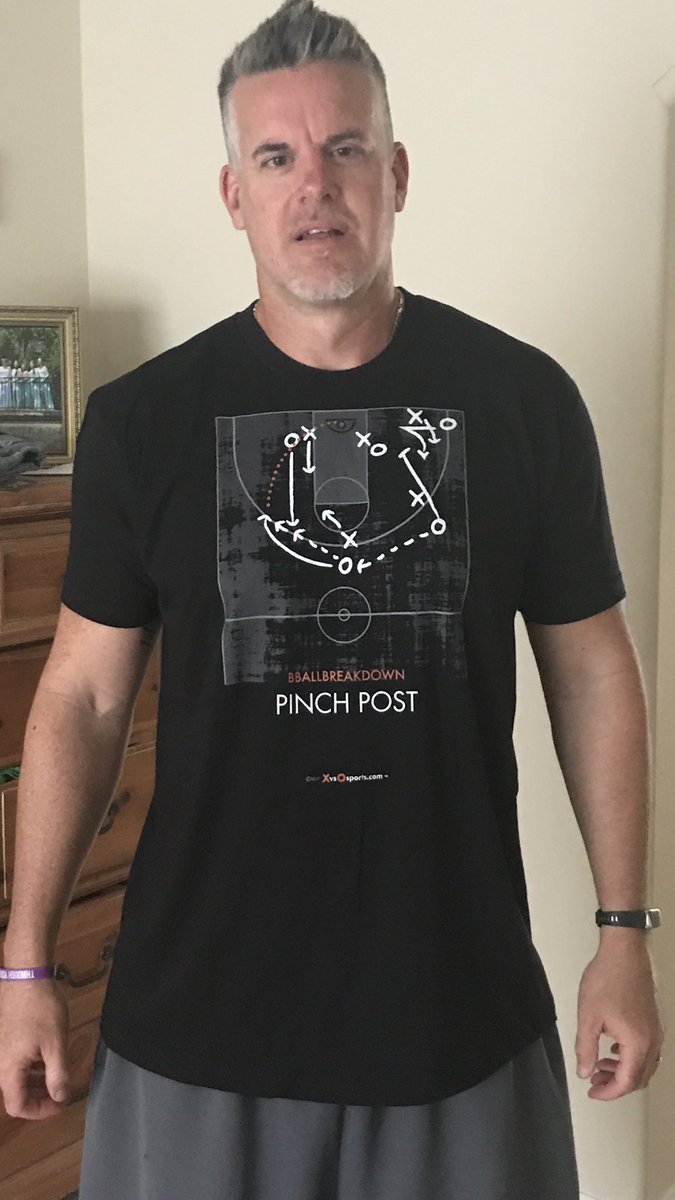 crusaderball23's tweet photo. Thanks Coach Nick!! These 🔺shirts are 🔥🔥! #PinchPost @bballbreakdown #TexWouldBeProud @lazenby @ThomasCDee @gav_felix @lloyd_hodges https://t.co/0YHdp9war1