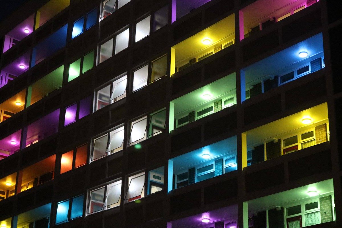 Laura Murray tweet media