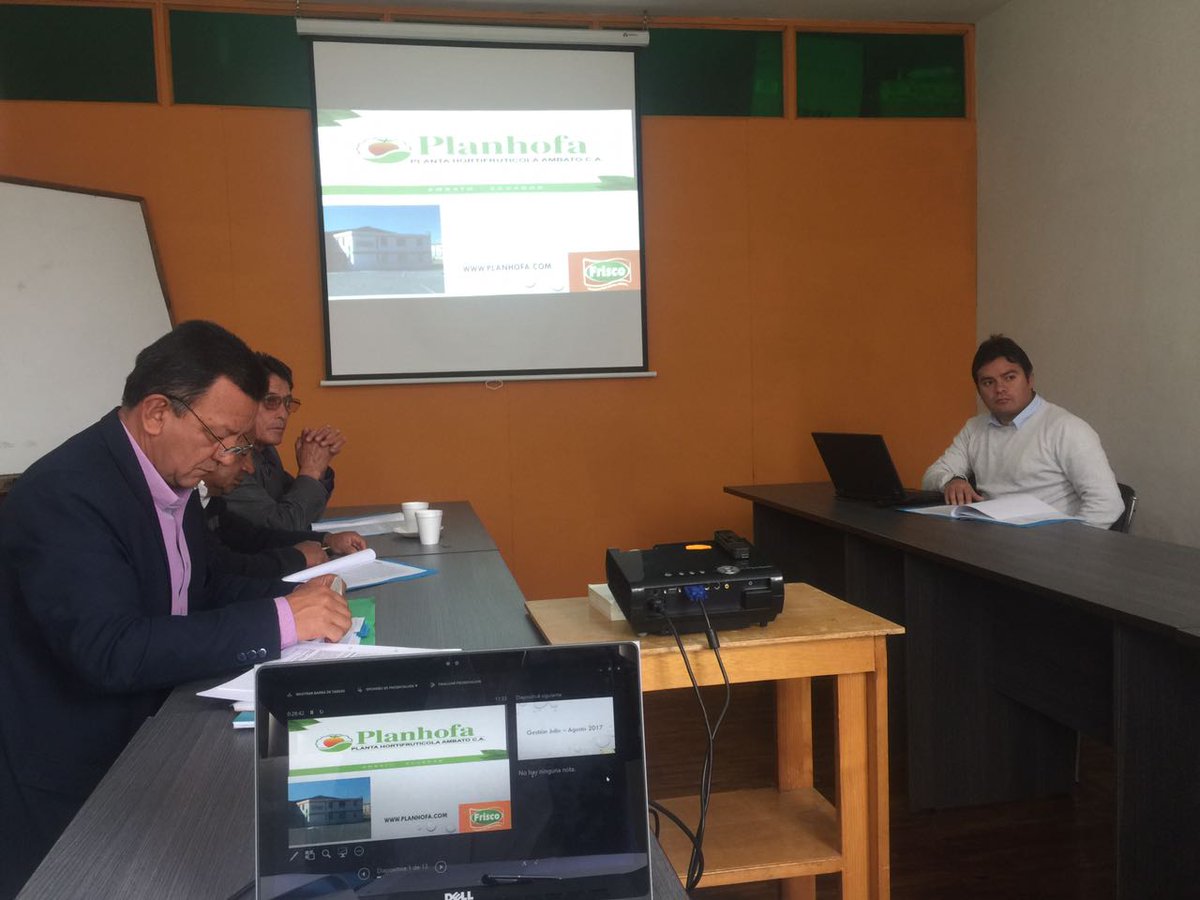 JuanElPerez68's tweet photo. Fruticultores de #Tungurahua se beneficiarán del Plan de Inversión ejecutado por la Planta Hortifruticola (Planhofa), con @MAG_Zonal3 https://t.co/RyQylZNjPn