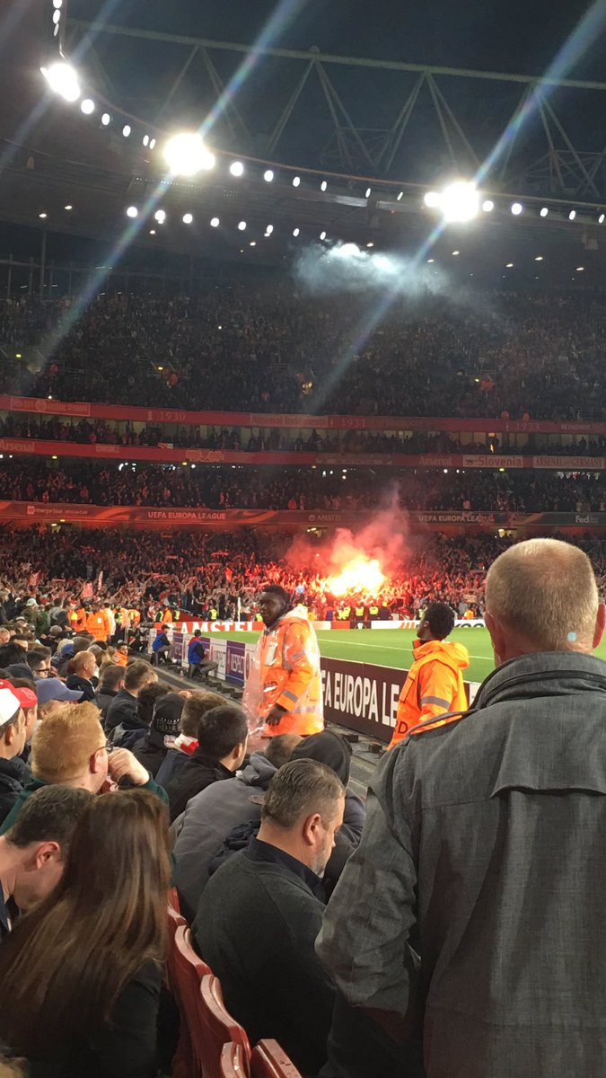 claire198T's tweet image. #arsenal #whatsecurity #AFCvCOL