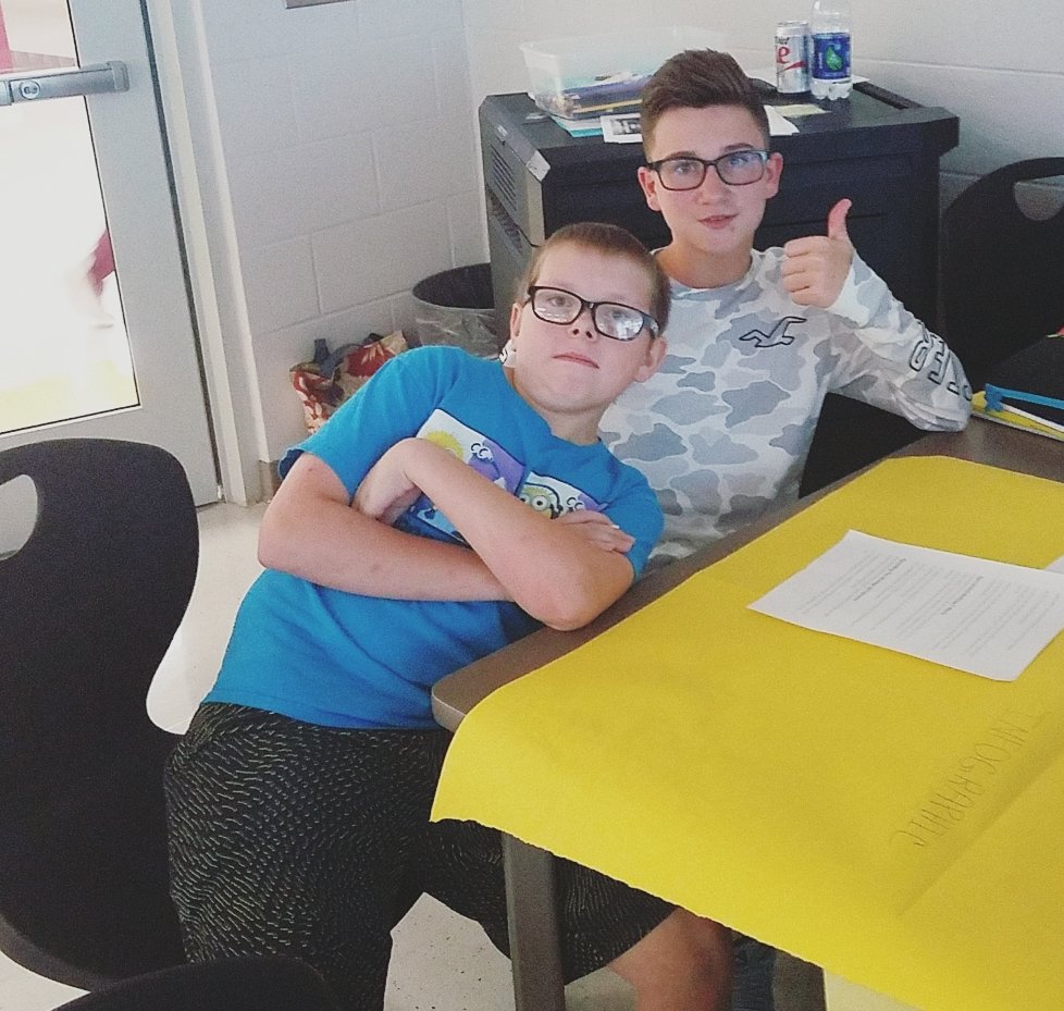 Gott2B_LJHS's tweet photo. Big paper activity to discuss bullying and build empathy for others❤
#WeCanMakeADifference
#BePartOfTheAnswer
@The_Mr_Dalton https://t.co/1iW90aOjmn