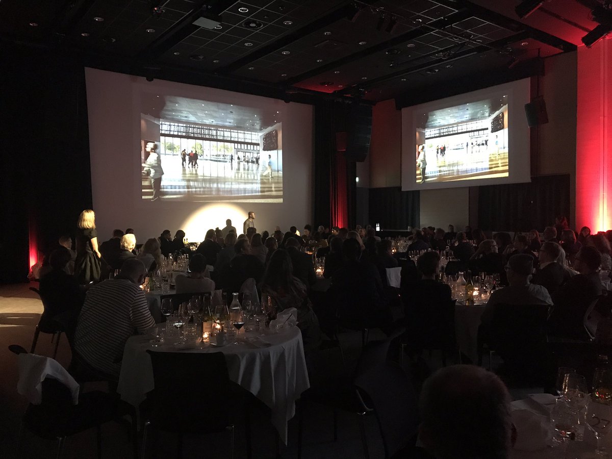 design_commons's tweet image. David Adjaye:&quot;The job of designers is to continue to elevate as much as possible.&quot; #designcommons #worlddesignweeks #HDW2017