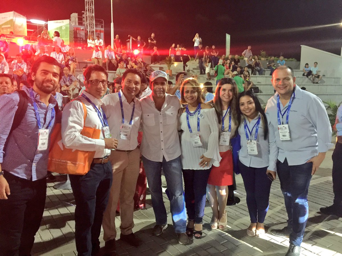Caribetic's tweet photo. Presentes en Congreso de Carga y su logística @colfecar #ProductividadUnaOportunidad. Industria TIC su facilitador #VES #LogCloud #Geolock https://t.co/2Mh2w4sMJG