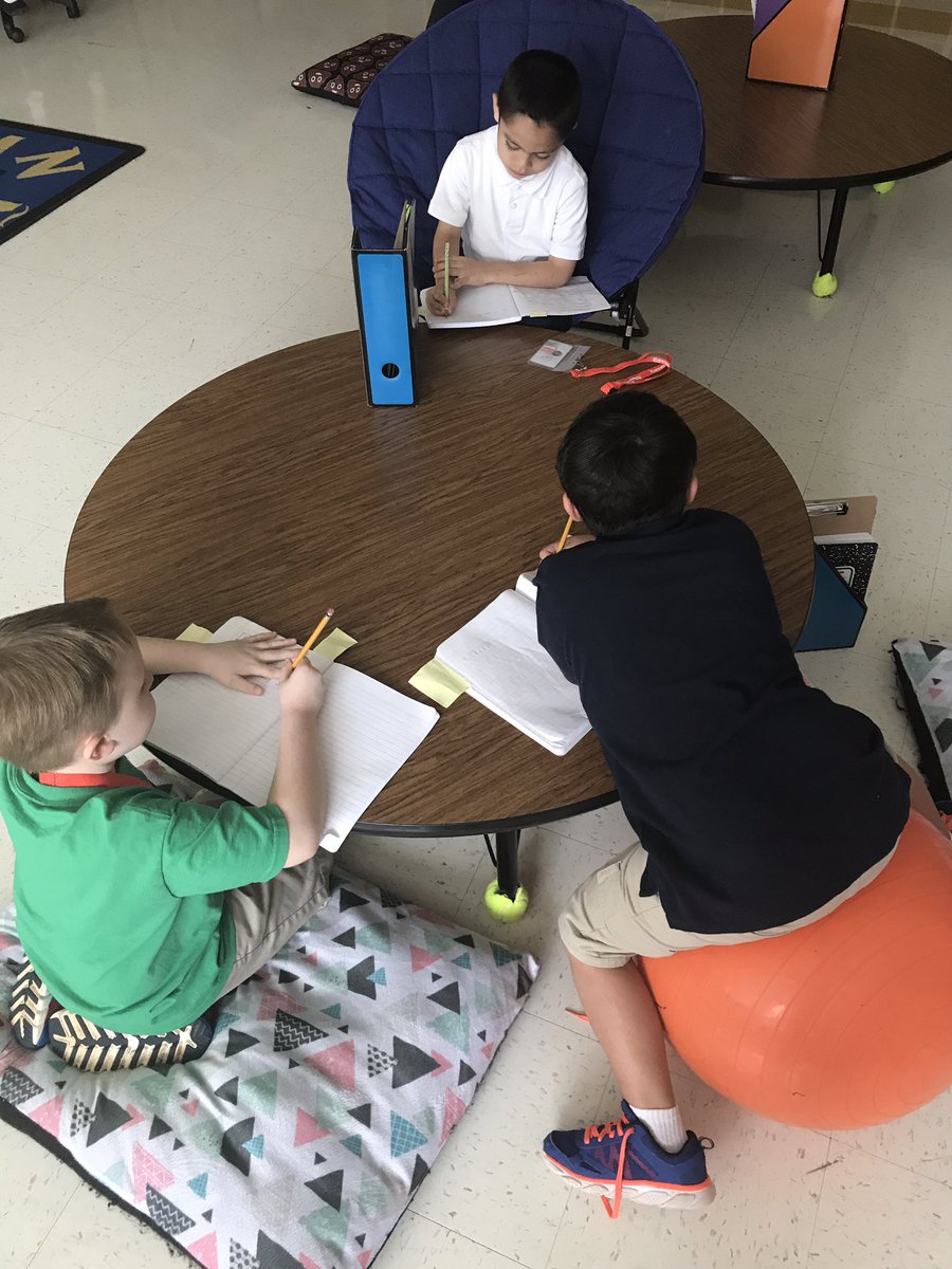 MrsSierraFlores's tweet photo. Reader's Workshop in full effect! So proud of my babies for being such independent, driven learners. #cms #desklesstribe #Daily5 #Literacy https://t.co/YUjWqGIKbt