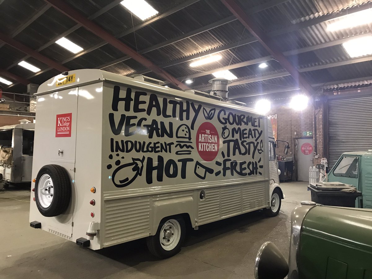 biggersplashltd's tweet photo. #vintage #citreon that we produced &amp; #installed #graphics for today. #vehiclegraphics #design #vinyl #signwriting#essex#herts #kingscollege https://t.co/aeXETTUrka