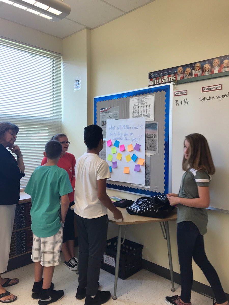 crmscougar's tweet photo. Great start to the year!  Here, Ms. Uber's class is taking time to establish norms, set classroom rules &amp; learn group roles.  #GrowCaroline https://t.co/YIlnzqMtau