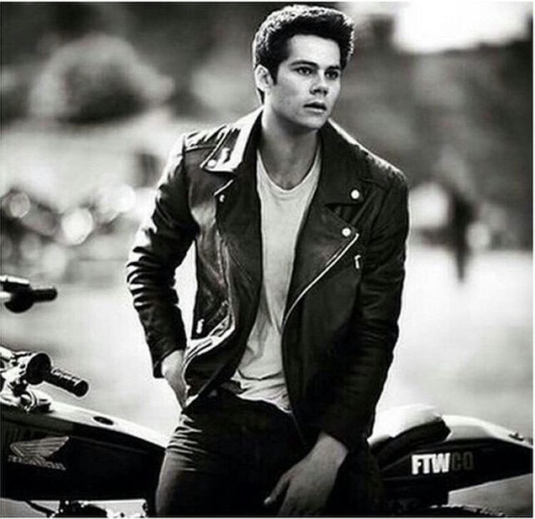 Y nuestro #CrushdelaSemana es....🥁🥁🥁🥁 <a href="/dylanobrien/">໊</a> 😍😍😍👌🏻👌🏻