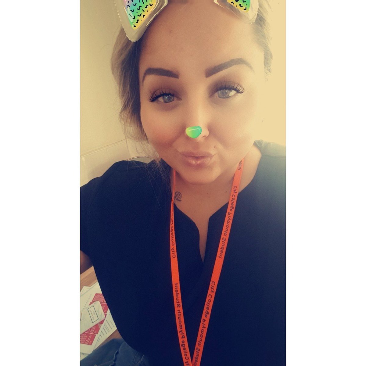 Danielle_J22's tweet photo. #FirstDay #BackAtCollege #StudentLife #BeautyTherapist https://t.co/LfcpMajP9G