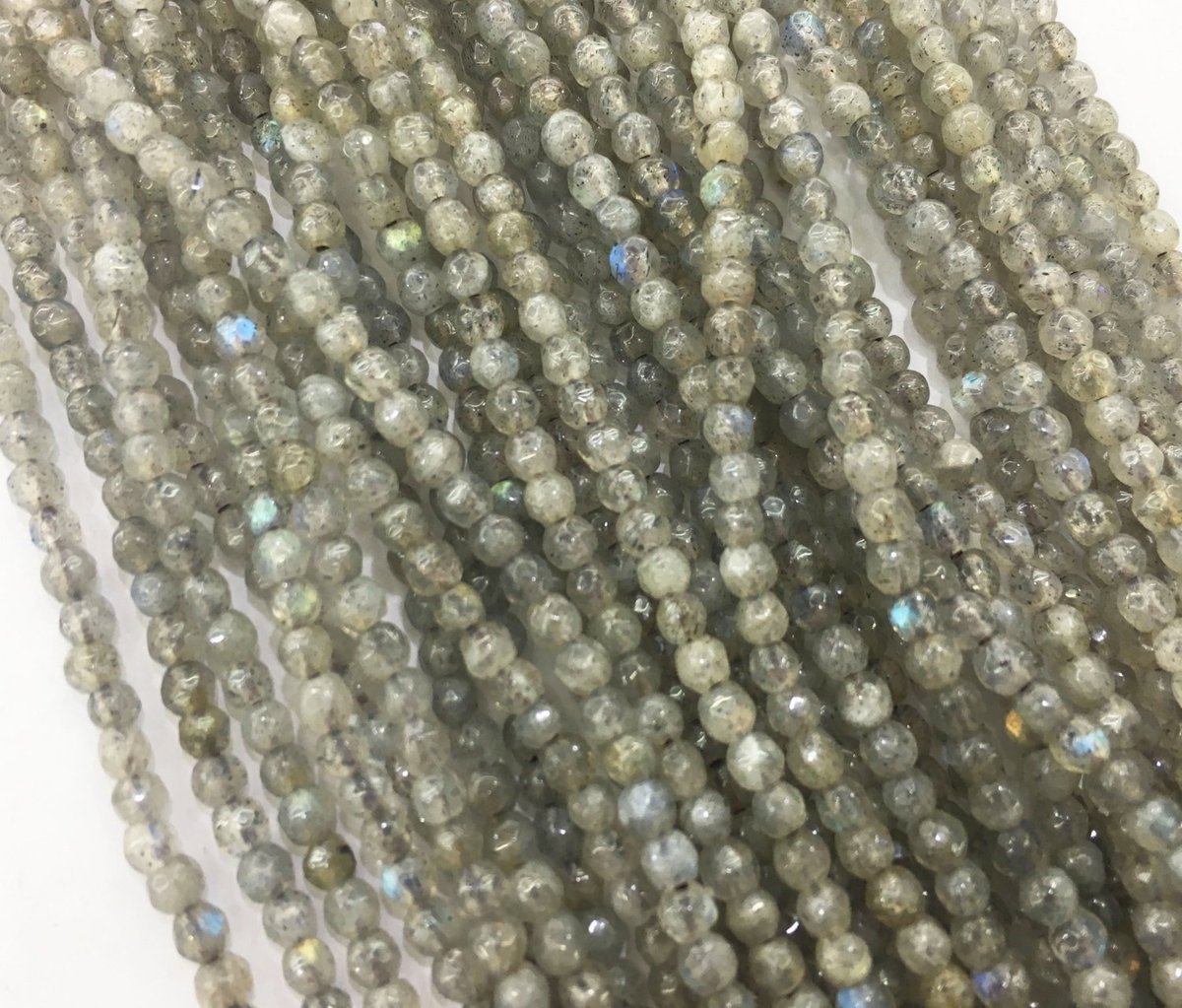 bsavailable's tweet image. 3mm natural Labradorite faceted  Round gemstone loose beads 15" tuppu.net/4a38773e #Etsy #Natural